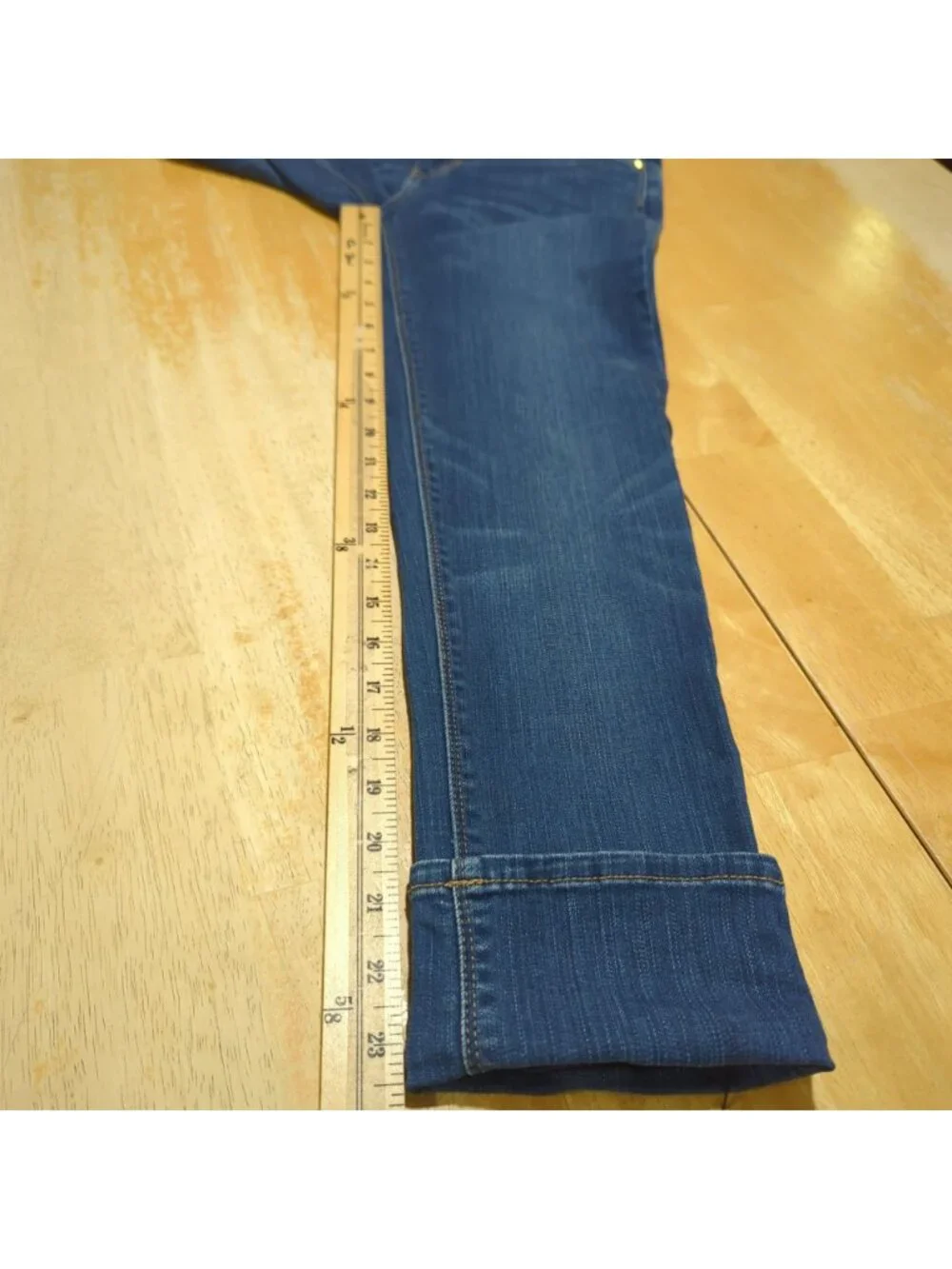 White House Black Market Womens Jeans 2 Slim Crop Low Rise Blue Stretch Denim 27
